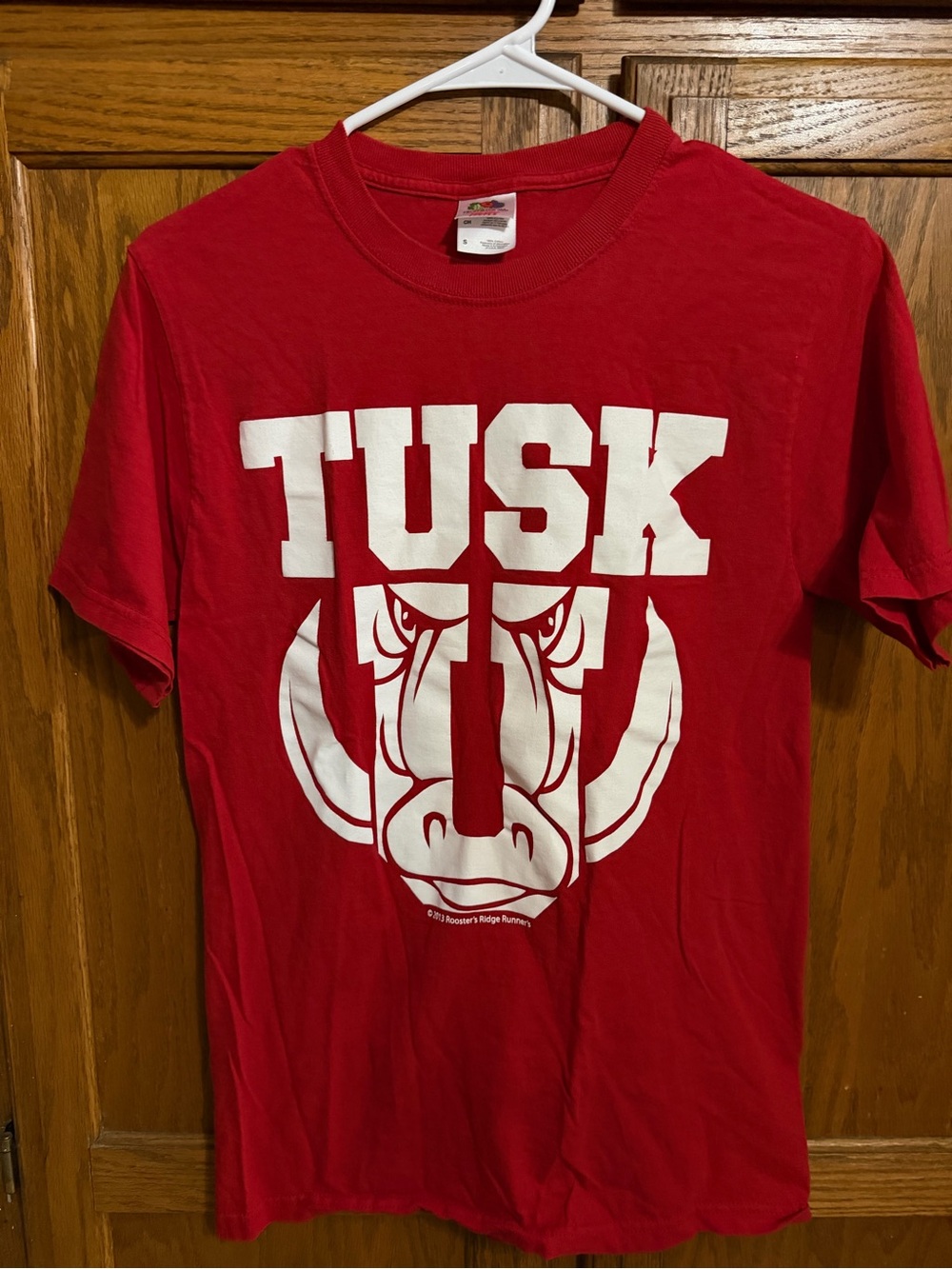 Fruit of the Loom Red Tusk Graphic Tee Shirt